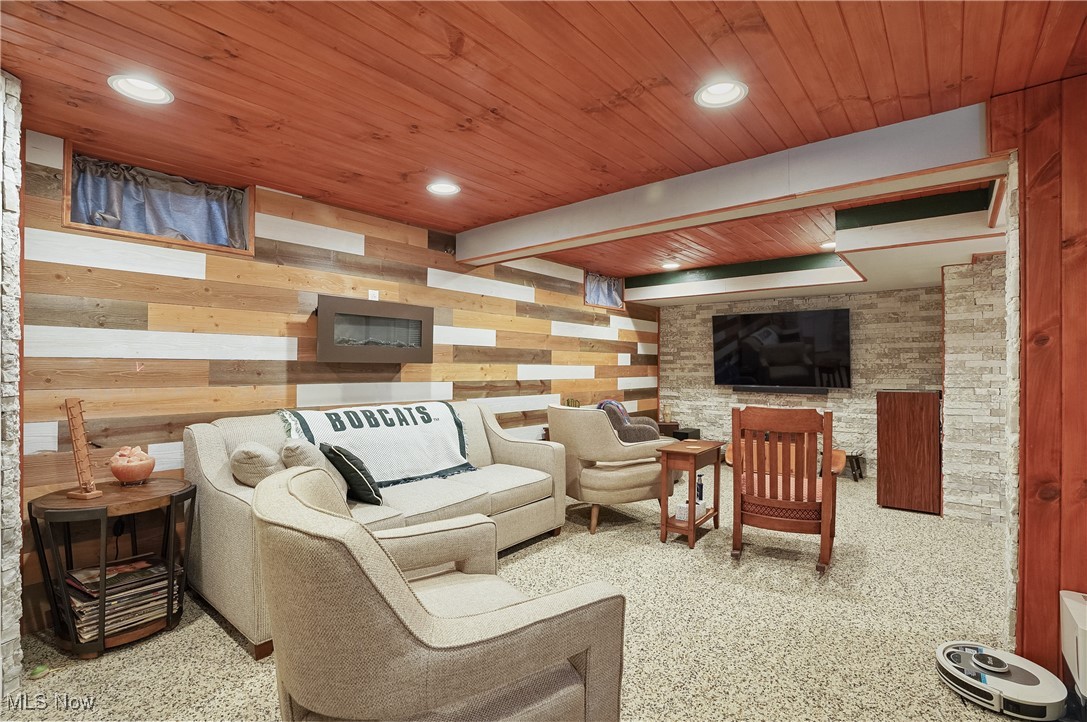 2655 Archwood Place Cuyahoga Falls OH 44221