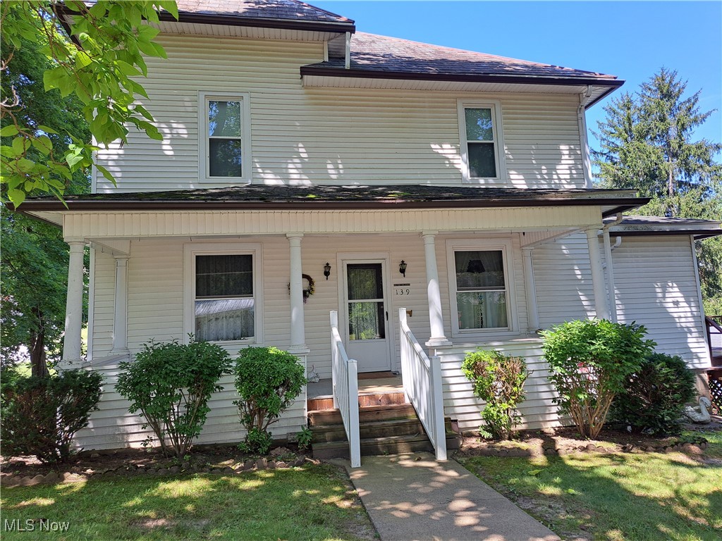 139 East Street Lore City OH 43755
