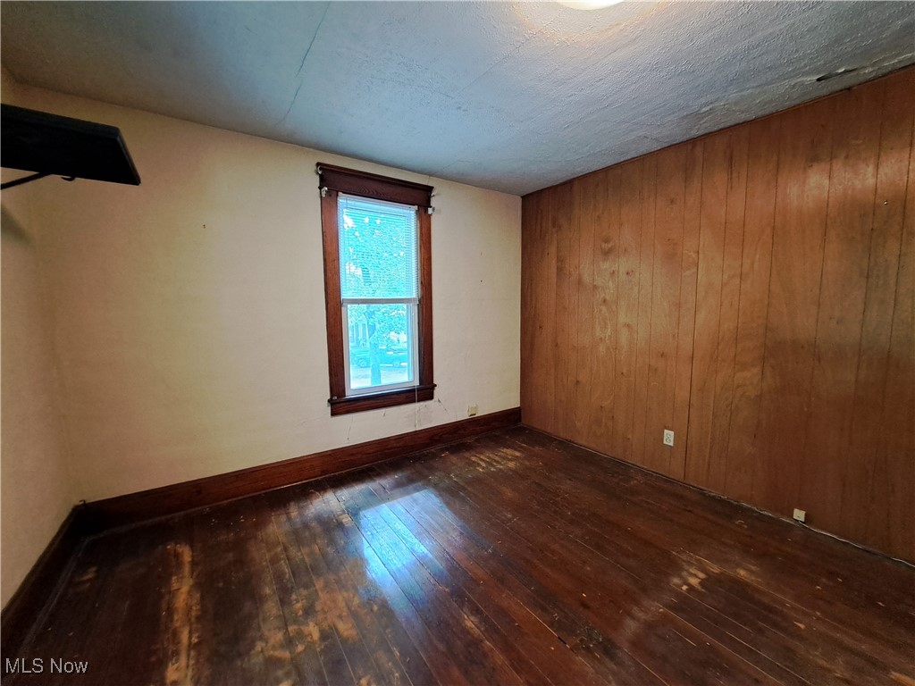 139 East Street Lore City OH 43755