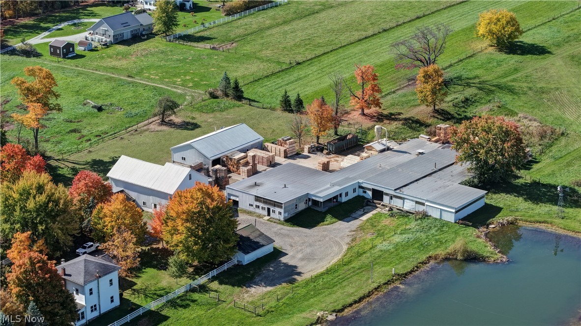 9291 N Girdle Road Middlefield OH 44062