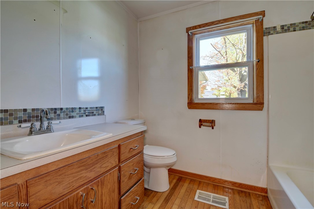 9291 N Girdle Road Middlefield OH 44062