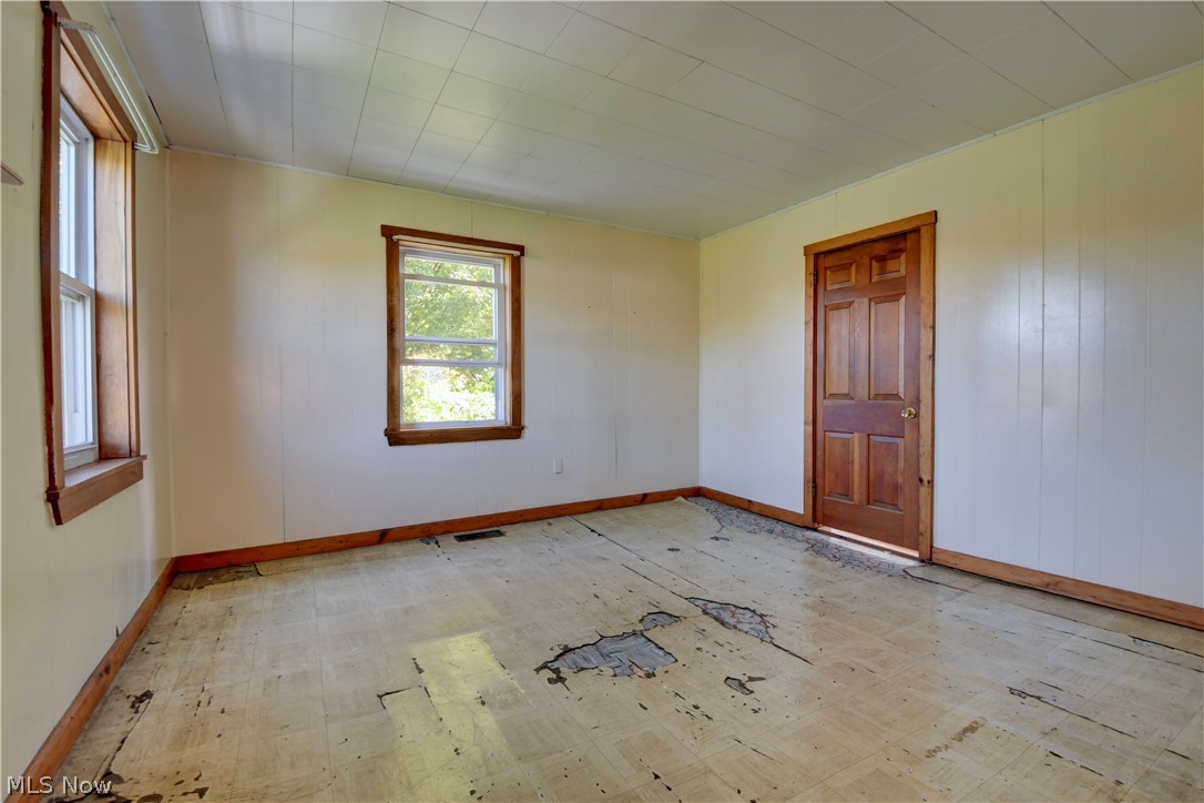 9291 N Girdle Road Middlefield OH 44062