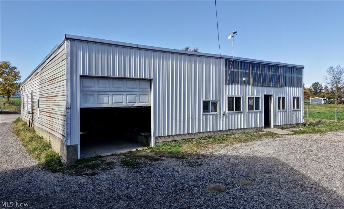 9291 N Girdle Road Middlefield OH 44062