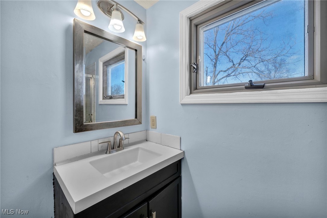 217 Tyler Avenue Cuyahoga Falls OH 44221