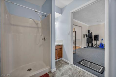 217 Tyler Avenue Cuyahoga Falls OH 44221