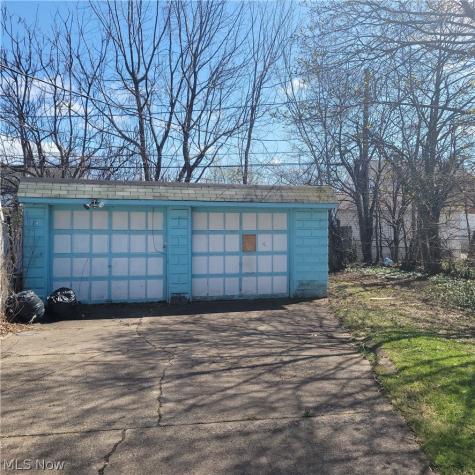 3709 E 106th Street Cleveland OH 44105
