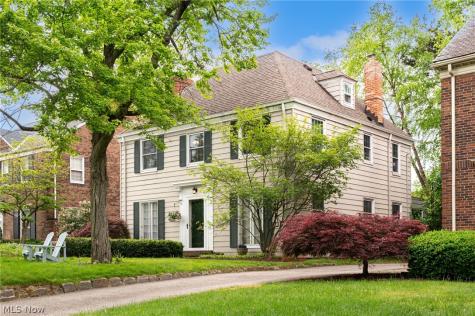 16830 Holbrook Road Shaker Heights OH 44120