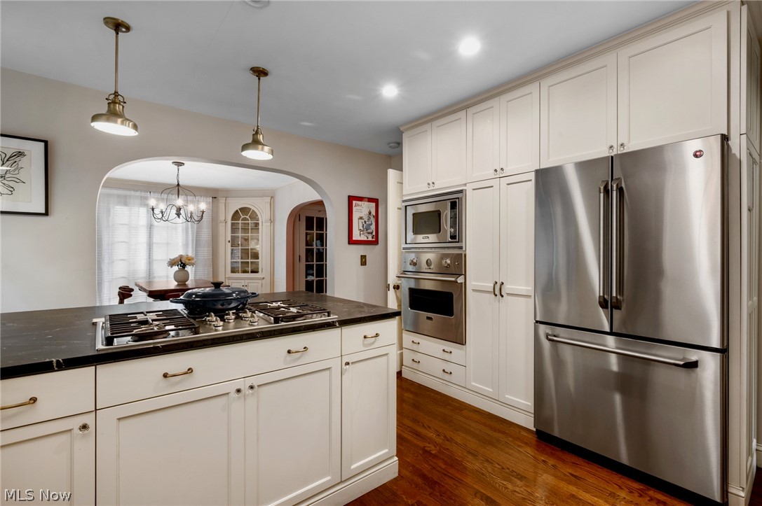 16830 Holbrook Road Shaker Heights OH 44120