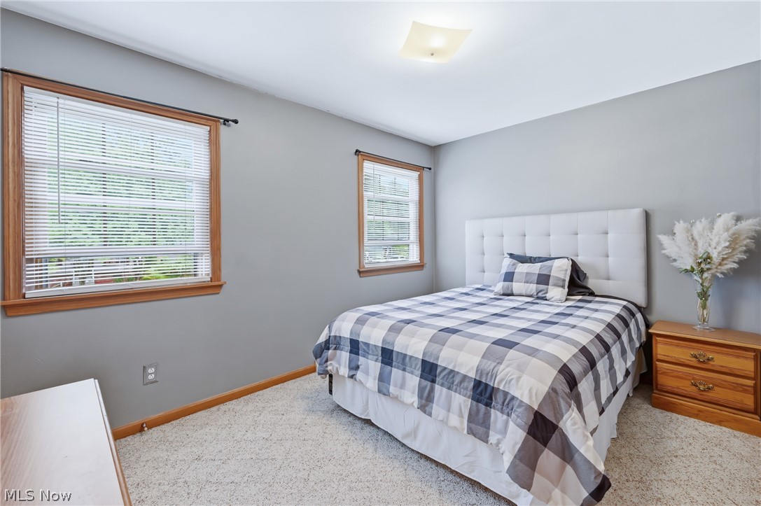 366 Westview Avenue Hubbard OH 44425