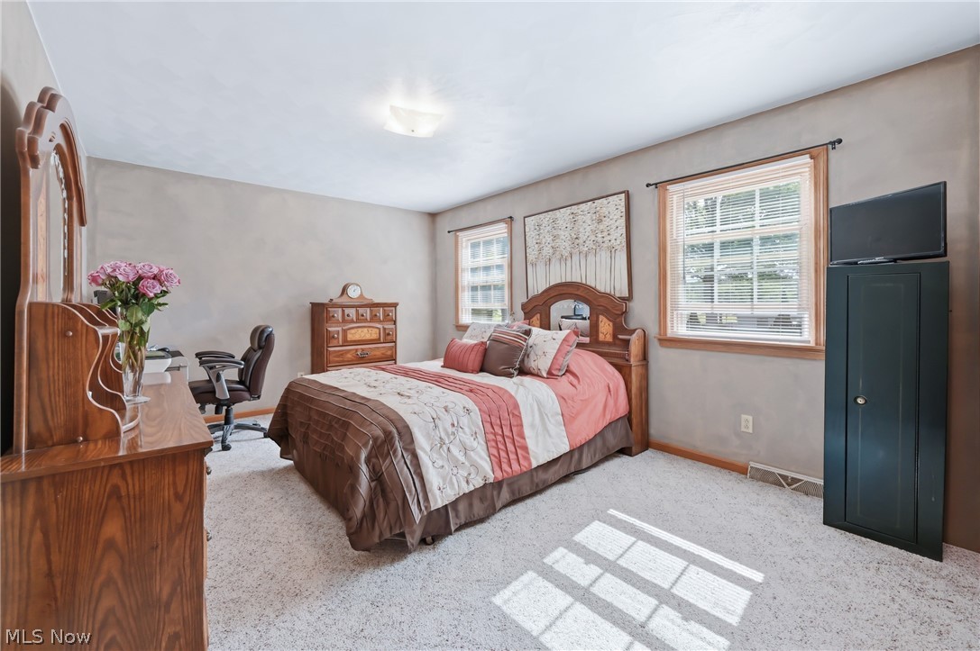 366 Westview Avenue Hubbard OH 44425