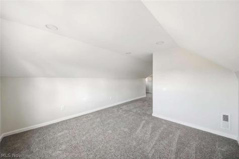 420 E 271st Street Euclid OH 44132