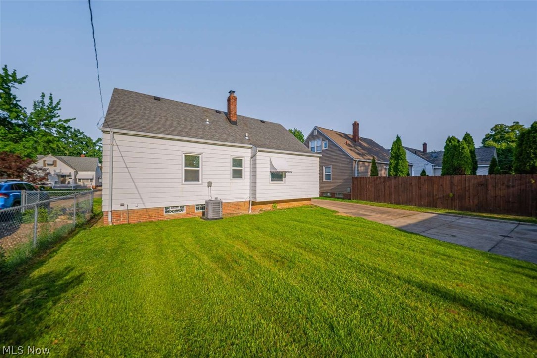 420 E 271st Street Euclid OH 44132