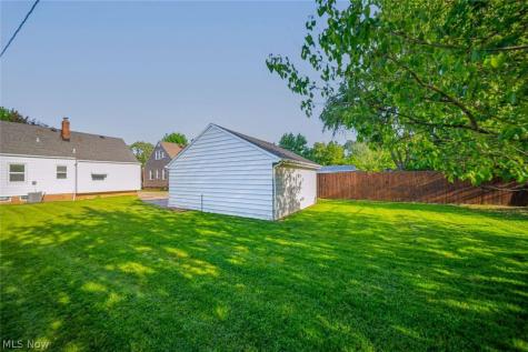 420 E 271st Street Euclid OH 44132