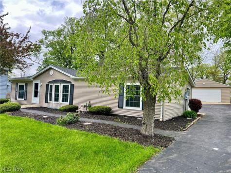 93 Fell Avenue Northfield Village OH 44067