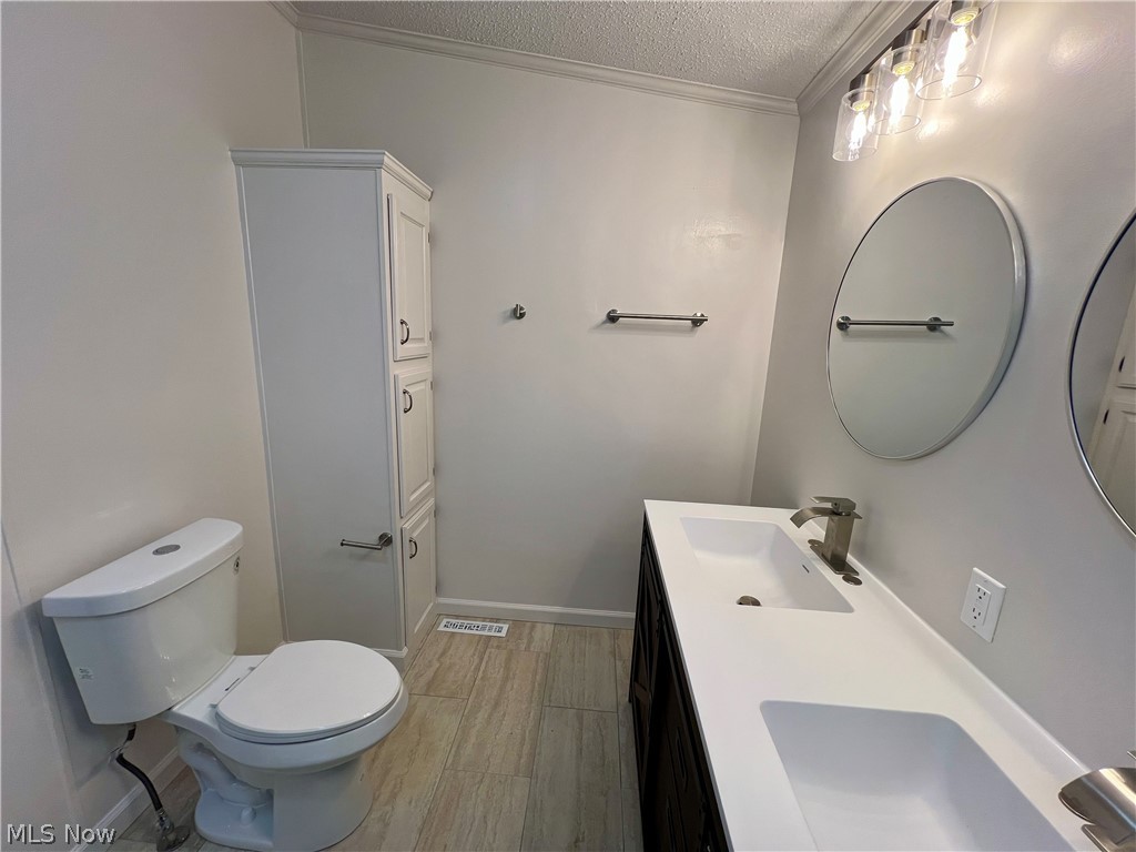 93 Fell Avenue Northfield Village OH 44067