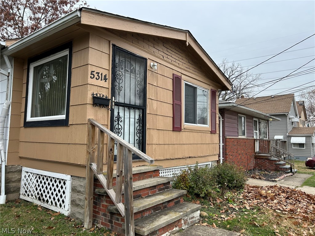 5314 Kohout Street Maple Heights OH 44137