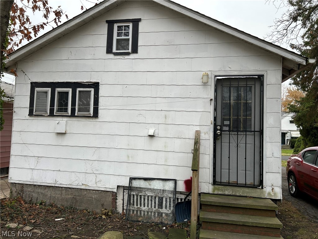 5314 Kohout Street Maple Heights OH 44137