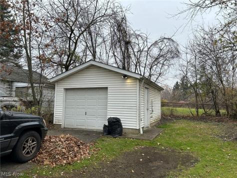 5314 Kohout Street Maple Heights OH 44137