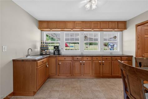 6062 Wadsworth Road Medina OH 44256