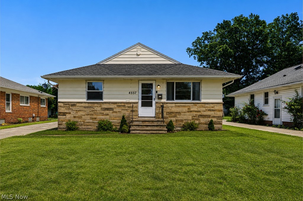 4557 W 223rd Street Fairview Park OH 44126
