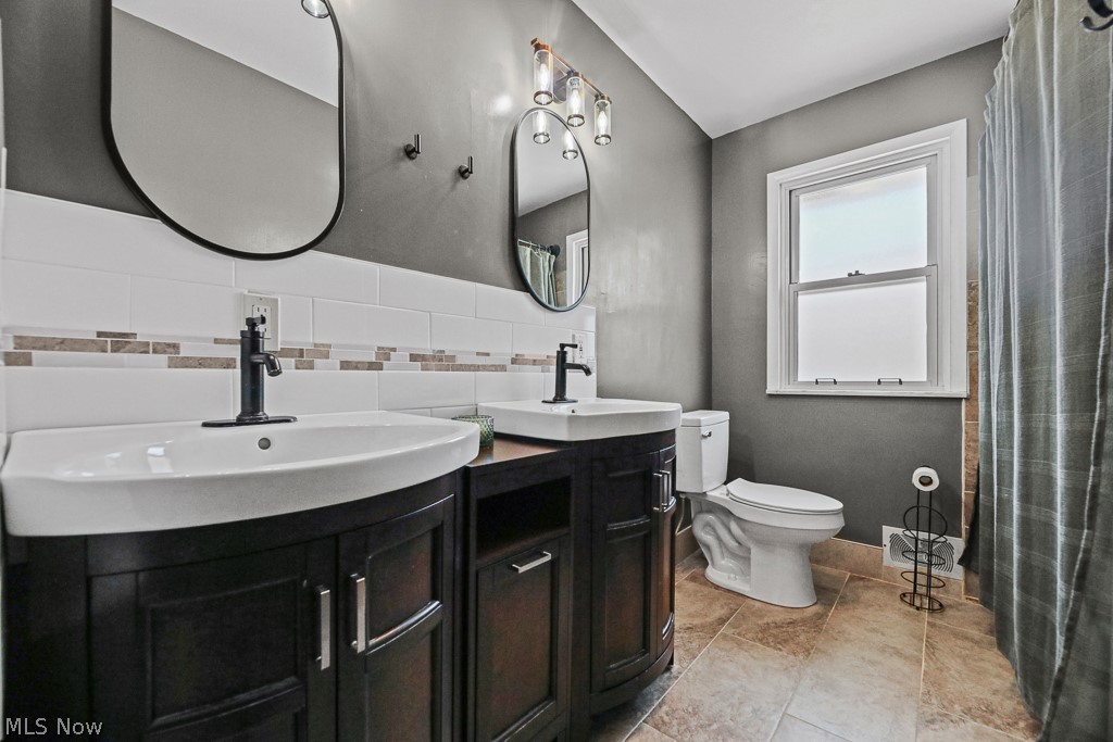 4557 W 223rd Street Fairview Park OH 44126