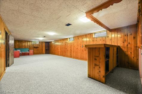 4557 W 223rd Street Fairview Park OH 44126