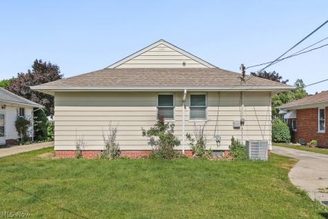 4557 W 223rd Street Fairview Park OH 44126