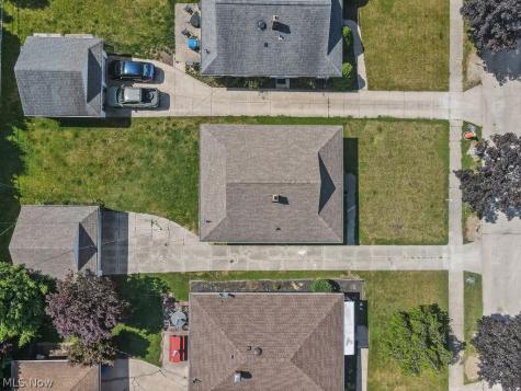 4557 W 223rd Street Fairview Park OH 44126