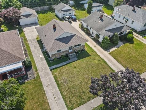 4557 W 223rd Street Fairview Park OH 44126