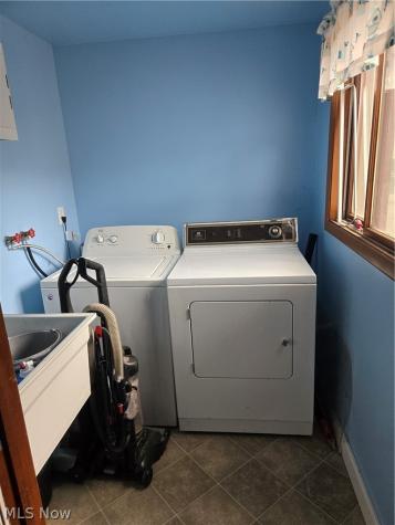1024 Quentin Road Eastlake OH 44095