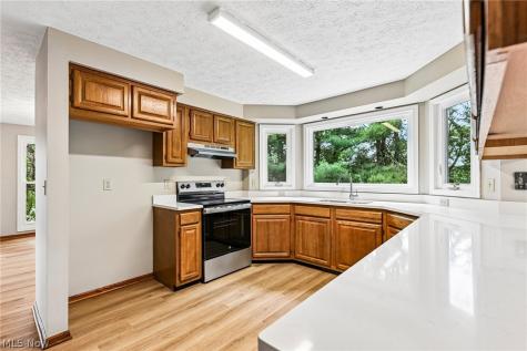 941 Karla Drive Clinton OH 44216