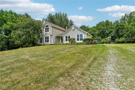 941 Karla Drive Clinton OH 44216