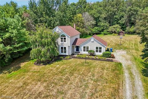 941 Karla Drive Clinton OH 44216