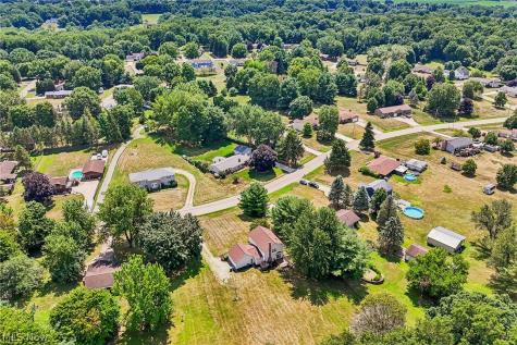 941 Karla Drive Clinton OH 44216