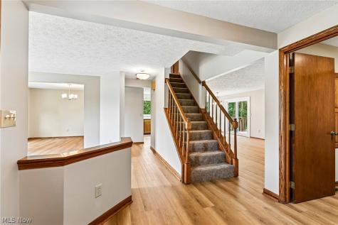 941 Karla Drive Clinton OH 44216