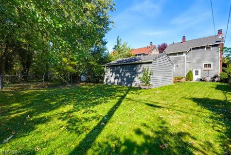 3818 Parkdale Road Cleveland Heights OH 44121
