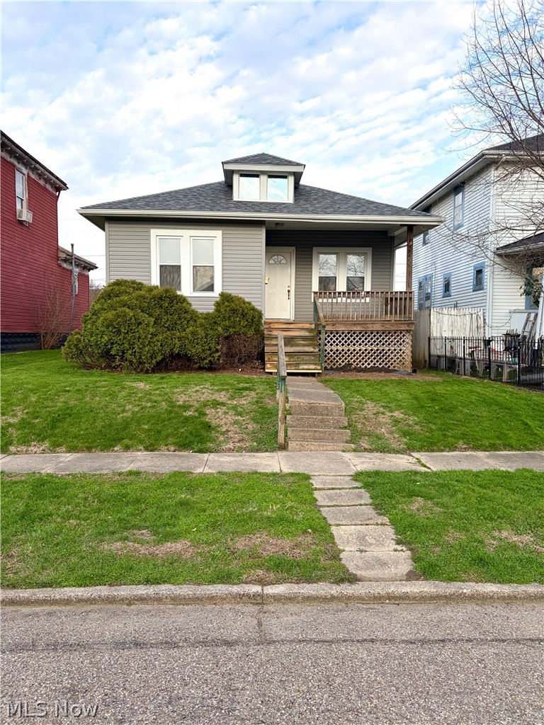 776 Larzelere Avenue Zanesville OH 43701