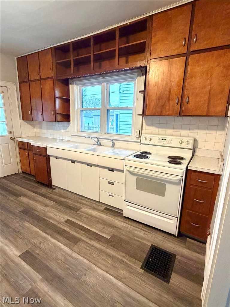776 Larzelere Avenue Zanesville OH 43701