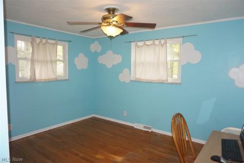 28096 Edgepark Drive North Olmsted OH 44070