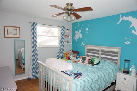28096 Edgepark Drive North Olmsted OH 44070