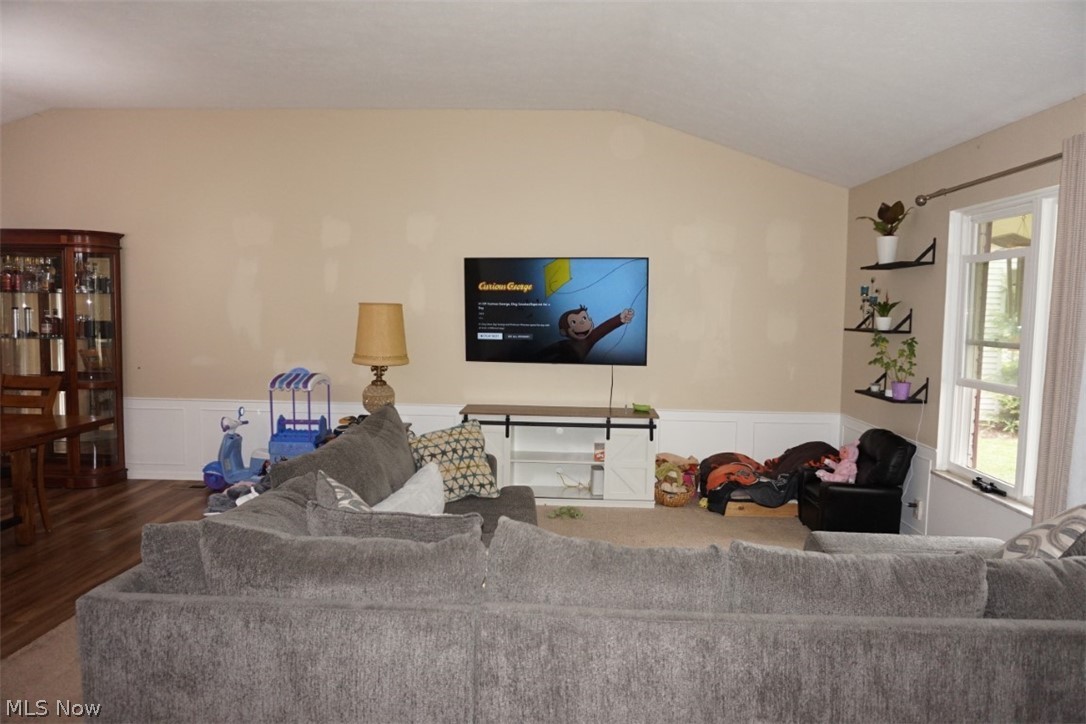 28096 Edgepark Drive North Olmsted OH 44070