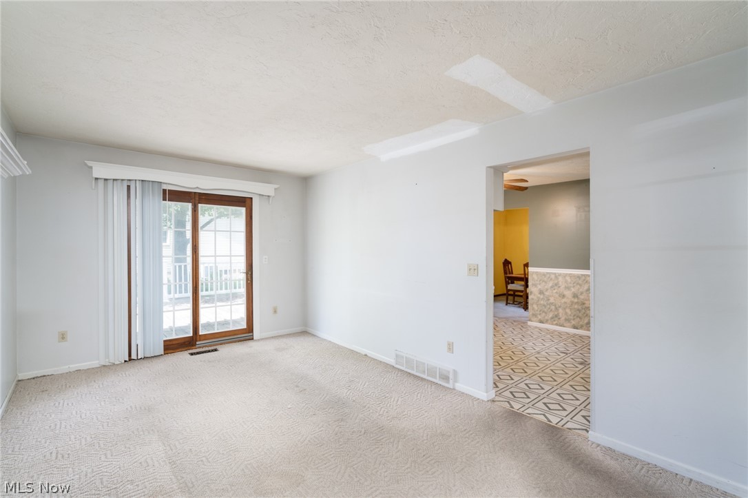 6908 Hidden Valley Drive Amherst OH 44001