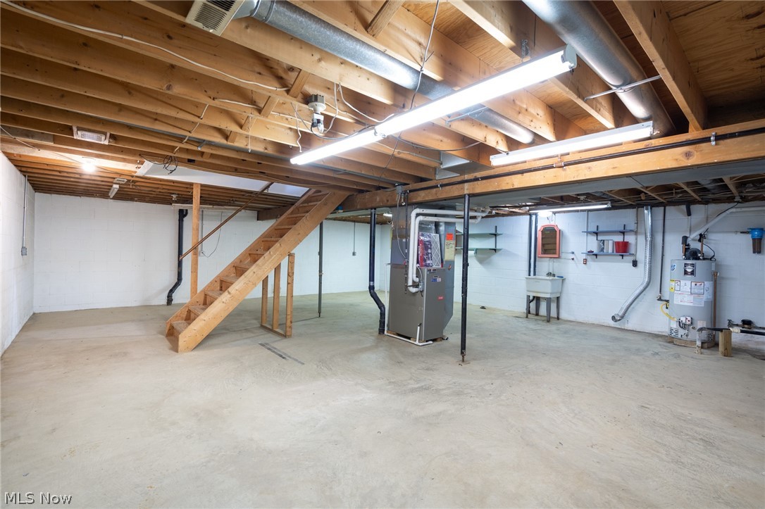 6908 Hidden Valley Drive Amherst OH 44001