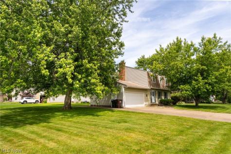 6908 Hidden Valley Drive Amherst OH 44001