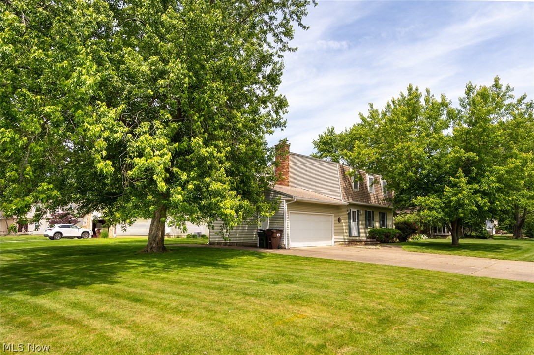 6908 Hidden Valley Drive Amherst OH 44001