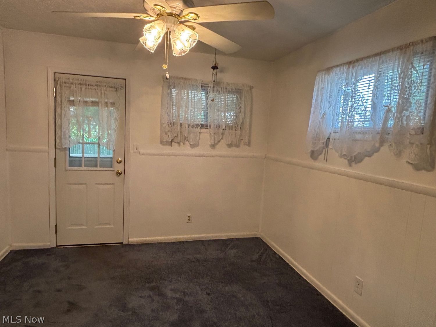 978 Indian Trail Akron OH 44314