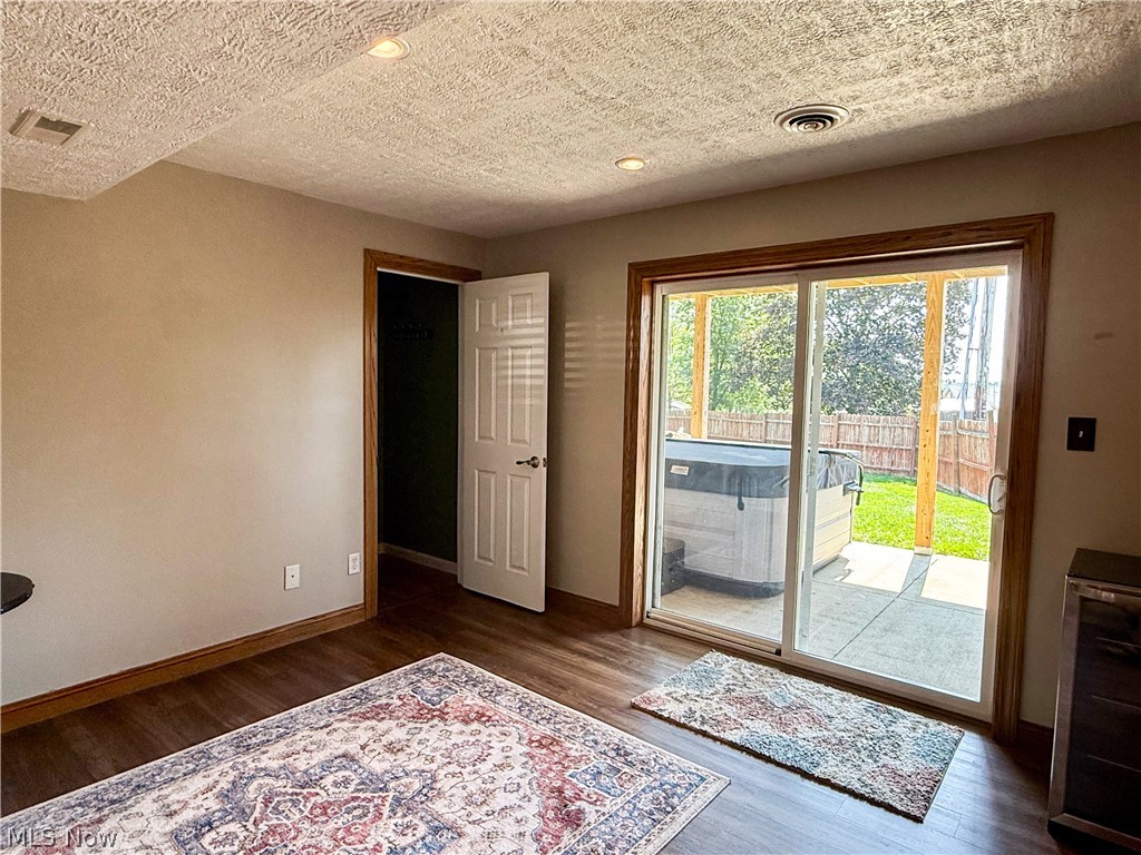 312 Donahey Avenue NE New Philadelphia OH 44663