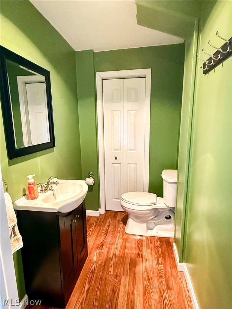 312 Donahey Avenue NE New Philadelphia OH 44663