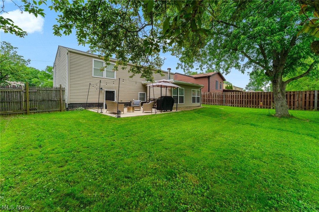 811 Illinois Avenue Mcdonald OH 44437