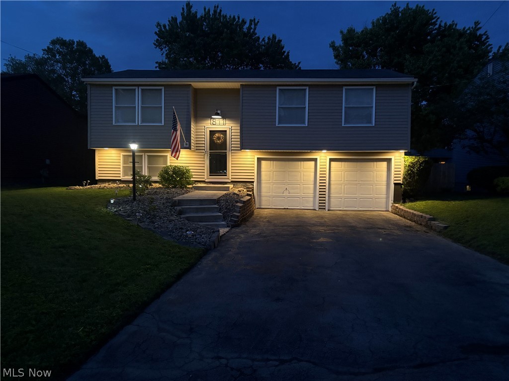 811 Illinois Avenue Mcdonald OH 44437